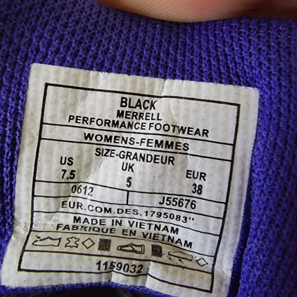 Merrell - Picture 3 of 5